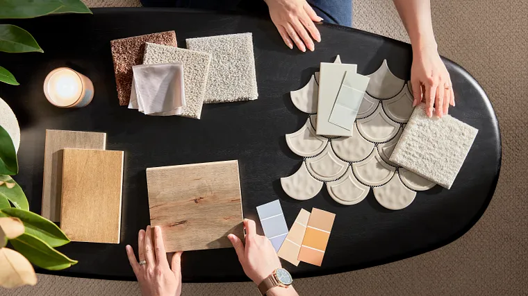 Kiểm tra bề mặt và bối cảnh không gian thi công