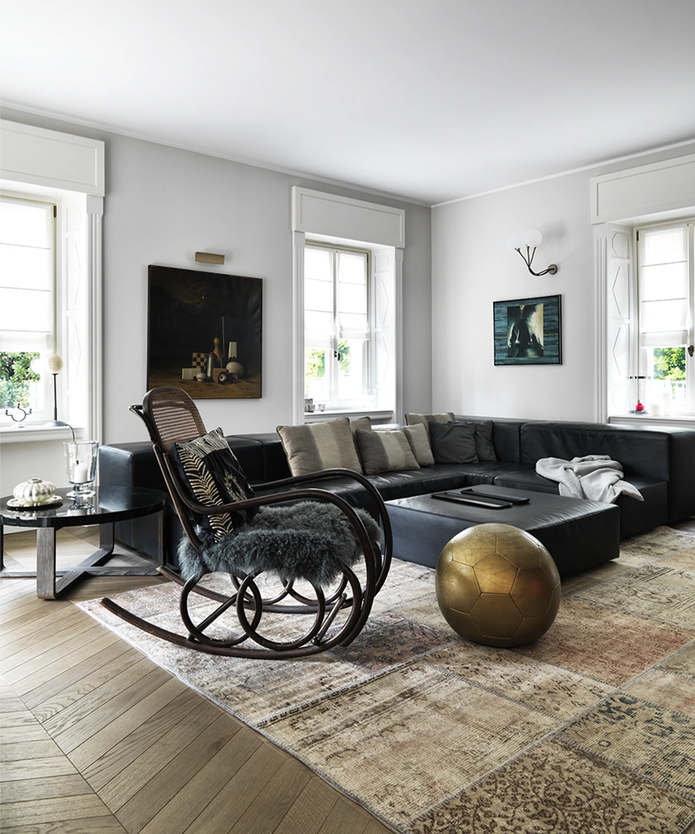 Thi công sàn gỗ xương cá CASA Parquet tại biệt thự cao cấp