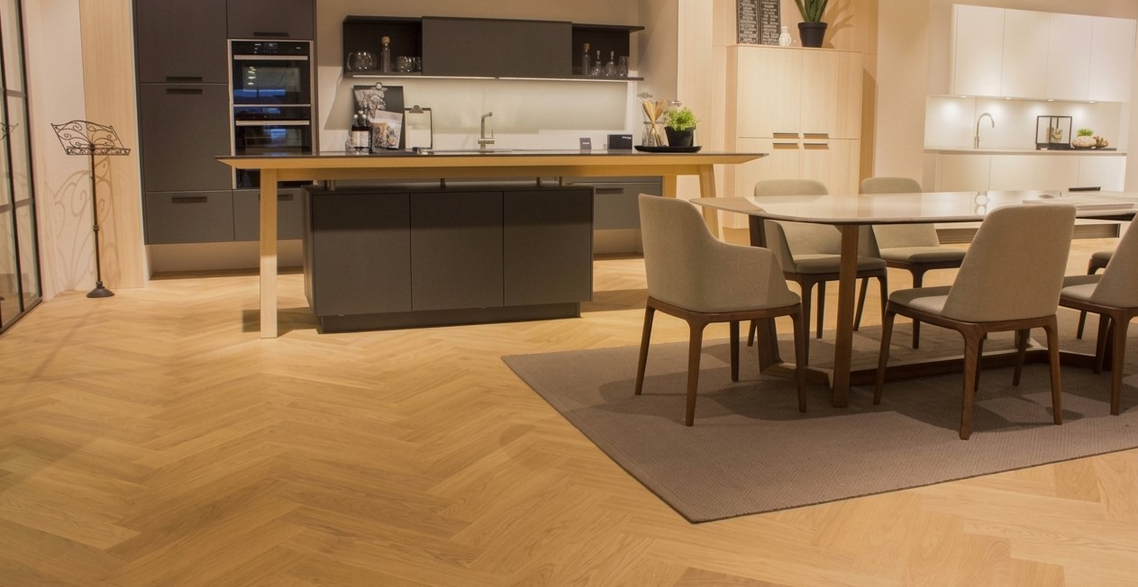 Ván gỗ lắp thẳng